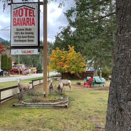 Motel Bavaria Radium Hot Springs Εξωτερικό φωτογραφία