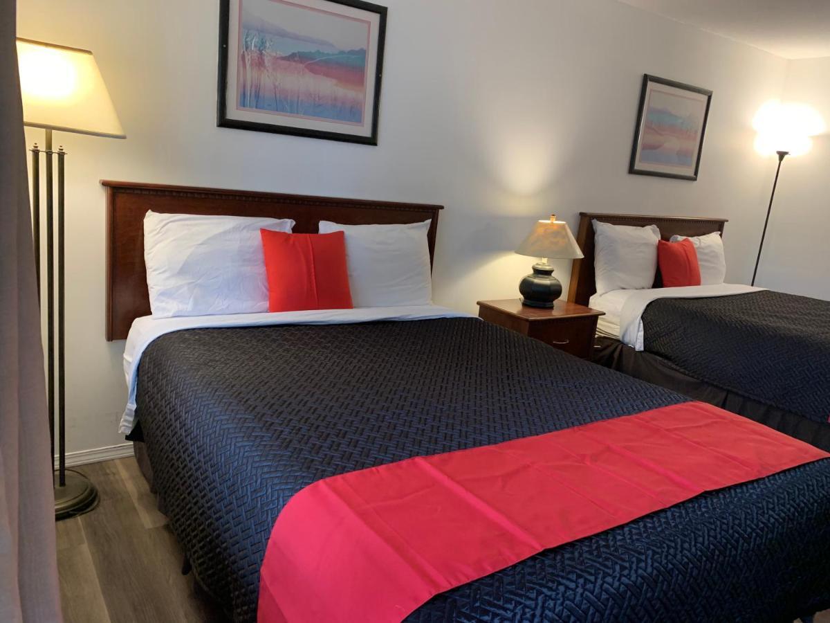 Motel Bavaria Radium Hot Springs Εξωτερικό φωτογραφία