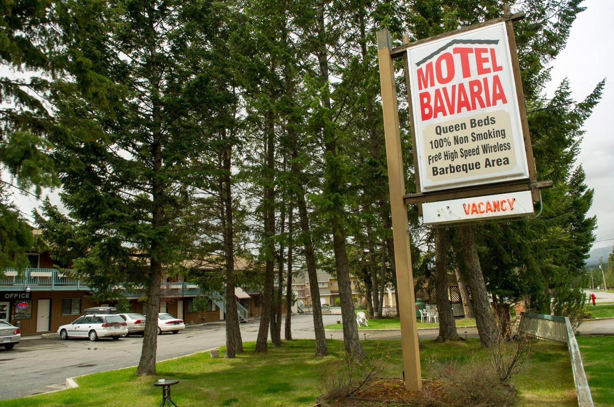Motel Bavaria Radium Hot Springs Εξωτερικό φωτογραφία