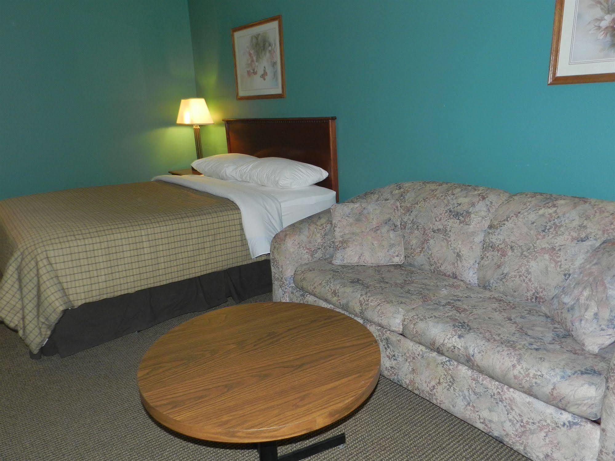 Motel Bavaria Radium Hot Springs Εξωτερικό φωτογραφία