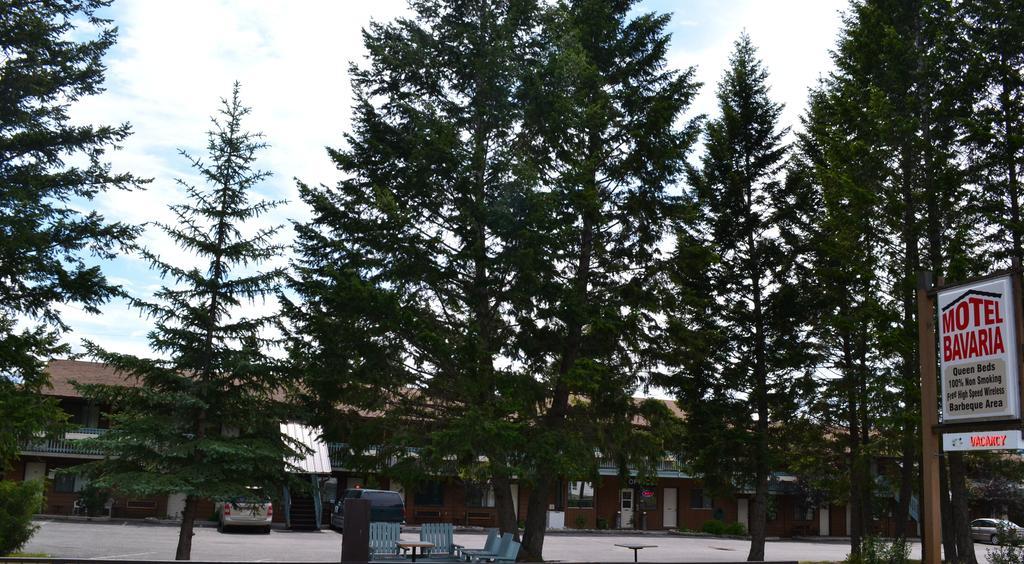Motel Bavaria Radium Hot Springs Εξωτερικό φωτογραφία